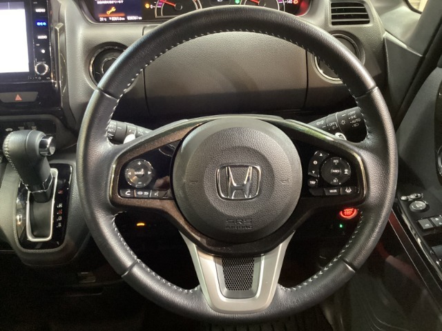 U-Selectは、Honda認定中古車ディーラーです！！安心です！！基本点検整備基準に準じた点検・整備を実施して、販売しています！！