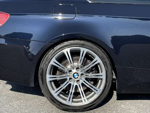 【納車整備メニュー】法定点検項目に追加し装備品等のクオリティチェックを実施。また、安心してお乗り頂くためにAftermarket品等各仕様の保安基準適合検査を行い必要な対策は実施してご納車しています。