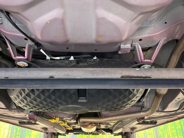 下回りがきれいなうちに、防錆加工の施工がオススメ。降雪地域はもちろん、沿岸部にお住いの方や、趣味でマリン・ウィンタースポーツをされる方にご好評いただいております。