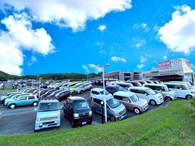 福岡県宗像市にある、ホンダカーズ北九州グループの中古車店舗です！