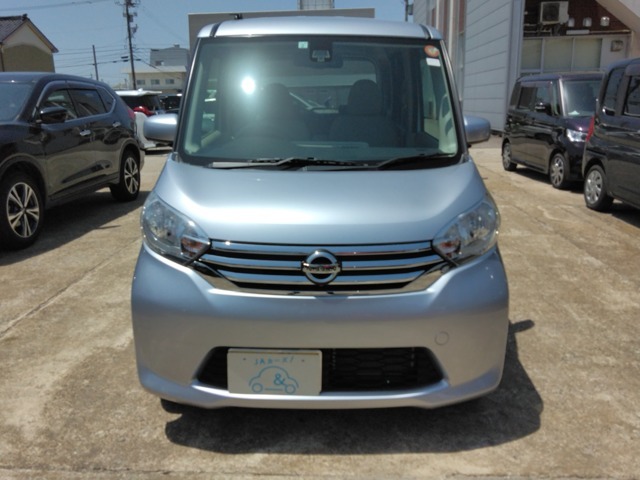 お気に入りの愛車との素敵な出会いを、安心・安全なカーライフを、真心を込めてお手伝いさせていただきます！