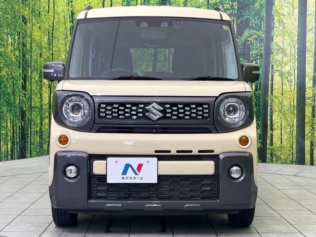 弊社では、全車『修復歴なし』のお車のみ取り扱っております。専任バイヤーによる厳選した仕入れの後、入庫後の車両チェックを行い、ネクステージが認定した高品質な中古車をご提供しております。