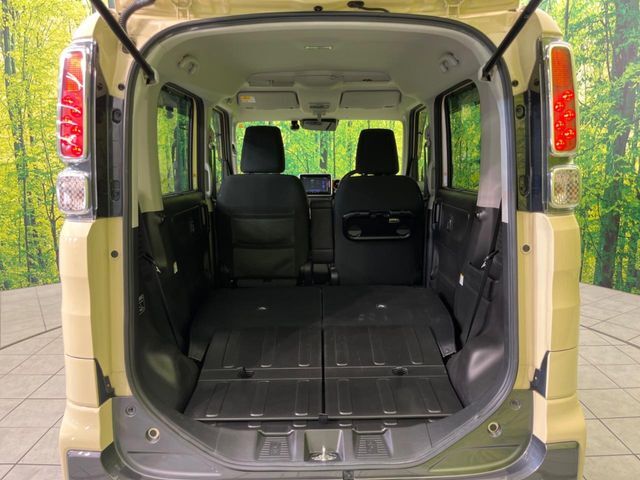 普段のお買い物や通勤、送迎等に十分な荷室スペースを確保しております。セカンドシートを倒すと、大きな荷物の積載も可能です♪