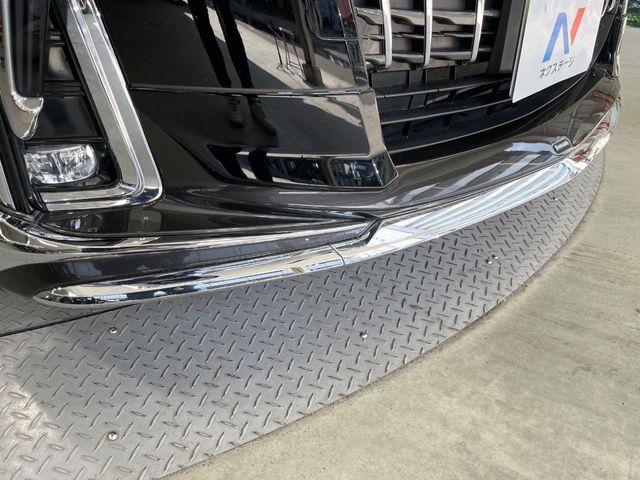 【モデリスタエアロ】人気のモデリスタエアロを装着！クルマの外観がよりスタイリッシュになり、街中で存在感あふれる1台に♪将来買い替える時にもリセールに影響しやすく、価値ある人気の装備です！