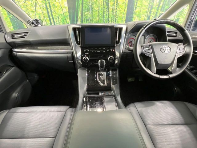 グループ総在庫数約30，000台！！全国の系列店からメーカー・車種問わずご紹介出来るので、あなたにピッタリのお車が見つかるはずです♪まずはお問い合わせ下さい☆