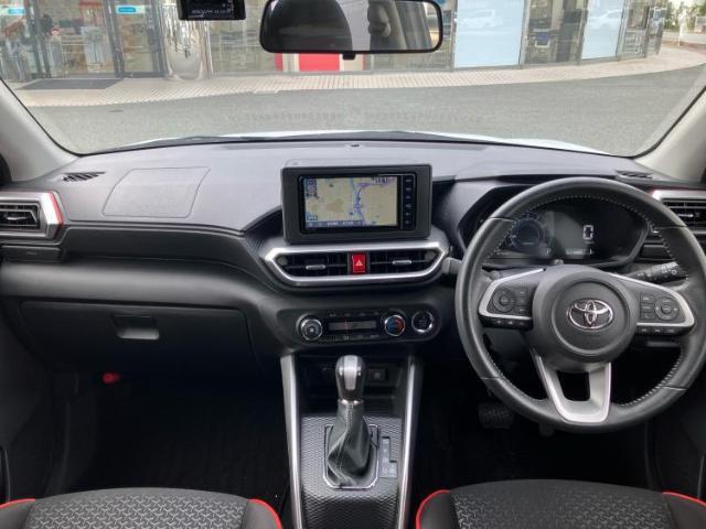 「この車の写真をもっと見たい」「状態が気になる」「この装備はついている？」どんな小さな疑問でもお気軽にお問い合わせください！