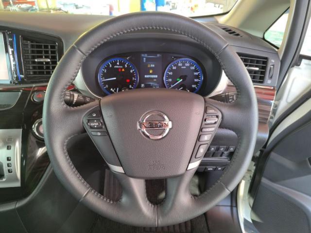 ステアリングスイッチが付いているので、運転中でも操作可能です！