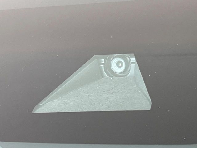 【トヨタセーフティセンス】走行中に前方の車両等を認識し、衝突しそうな時は警報とブレーキで衝突回避と被害軽減をアシスト。より安全にドライブをお楽しみいただけます。