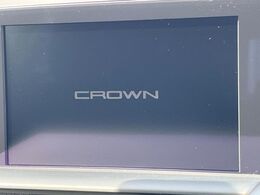 【メーカー純正ナビ】インテリアに溶け込むスタイリッシュな「専用設計」メーカーナビを装備♪視認性や操作性など基本性能にも優れ、より上質なカーライフをお楽しみいただけます。