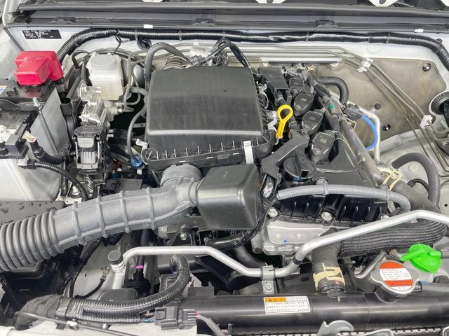 親切・丁寧な専門メカニックスタッフが応対！・車検・点検整備・事故等の修理などアフターサービスも安心。お車のカスタマイズもネクステージのサービススタッフまでご相談ください！