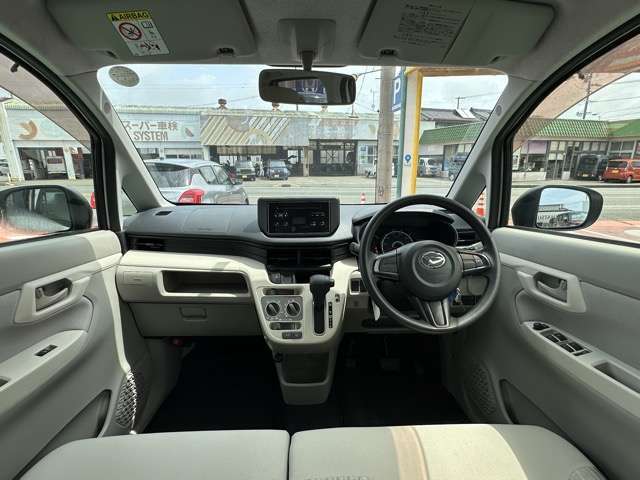 ★5年間新車保障★初度登録から5年間の新車保証が含まれています。長期間、安心してお乗り頂けます！保障費用は支払総額に含まれています！遠方のお客様は保証継承後、お近くのディーラーにて保証が受けられます！