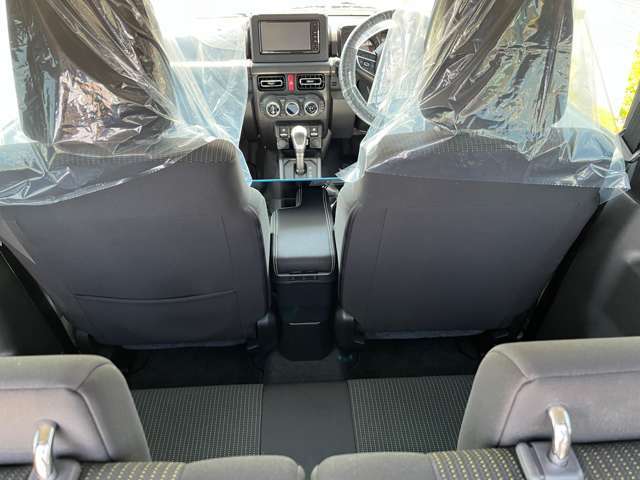 運転席・助手席の俯瞰視点です！乗った際のイメージが湧きます！