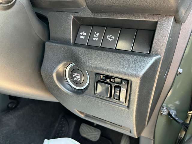運転席操作部です！わからないスイッチ類や操作部はお気軽にお問い合わせ下さい！
