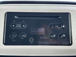 純正のオーディオ付きです♪新型ナビやディスプレイオーディオへの交換もぜひご相談ください！