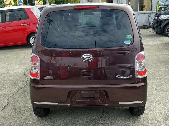 全展示車クリーニング済！専門スタッフによる徹底したクリーニングですので内装もきれいで安心！お子様がいらっしゃる方にも安心してお乗り頂けるお車です！