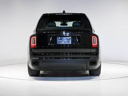 エクステリアカラー「ブラック・ダイヤモンド」