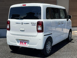 お好きな四桁の番号をナンバーに付けれるパックです。人気の番号（一桁やゾロ目）の場合、抽選となりますのでご注意ください。対象の番号に関しましては販売店にお問い合わせください。