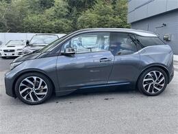 現在お乗りのお車の査定も実施しております。国産車、輸入車関係なくご相談ください。