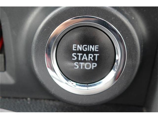 大好評のボディコーティング「ハイモースコート」もご納車までに施工可能。雨染みや線傷など中古車だからと諦めていませんか？ピカピカの状態でお乗り出しいただけます。