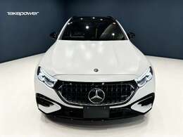 3L直6ターボにモーターを組み合わせた高性能ハイブリッドスポーツモデル