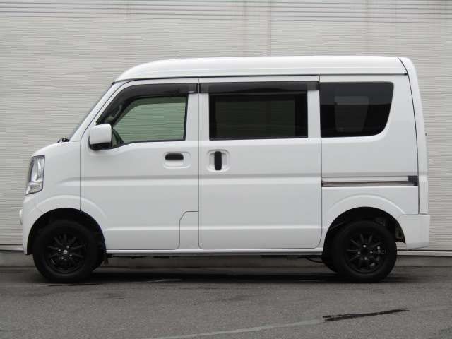 【初めてご購入の方】当社ホームページ「クローバーランドカーズ」で検索！☆簡単審査！全車両ローン仮審査機能付き　☆ご来店予約　☆新着車両　☆ご購入の流れ　など情報満載です。LINEでのお問合せもOK