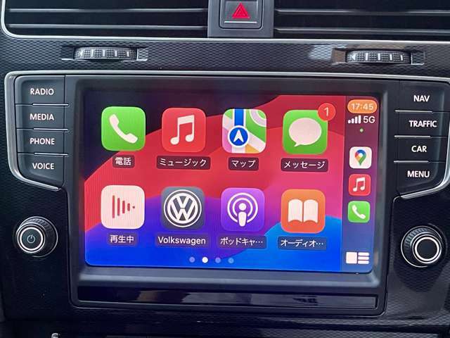 Apple CarPlay