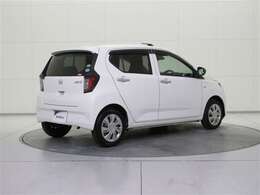 全国トヨタディーラーの中でも数少ない、トヨタ認定検査員が1台ずつ内外装をチェック。