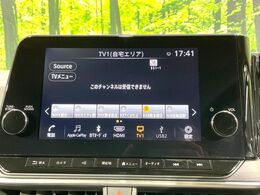 【メーカー純正9インチナビ】インテリアに溶け込むスタイリッシュな「専用設計」メーカーナビを装備♪視認性や操作性など基本性能にも優れ、より上質なカーライフをお楽しみいただけます。