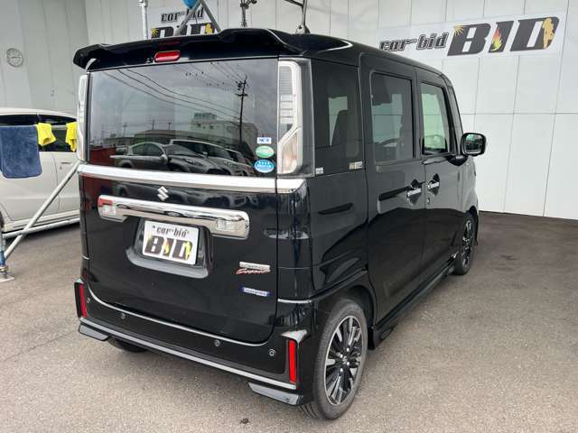 軽自動車ですので小回りもきき、運転しやすいです。