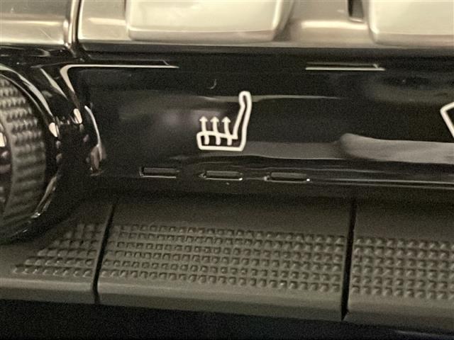 LIBERALAは、輸入車選びの新たなスタイルを提案するインポート・セレクト・ブランドです。オーナー様となる方がクルマから直接感じる感性を第一にした、最良の一台との出会いをコーディネートいたします。