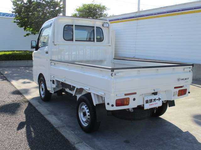 せっかくの愛車だからこそ、自分流にお気に入りのパーツでドレスアップをしませんか？アルミホイールの他にもナビやエアロパーツ等アフターパーツの御相談もお気軽に御相談下さいませ！