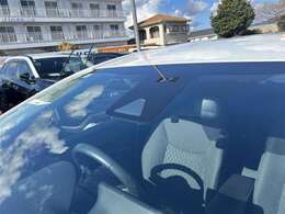 こちらの車両には衝突防止装置が付いております♪