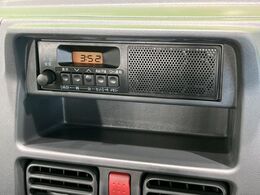 お好きな音楽を車内でお楽しみいただけます♪スピーカー交換・ウーハー追加などの音質向上や、最新ナビ・後席モニター等の取り付けも是非ご相談ください！