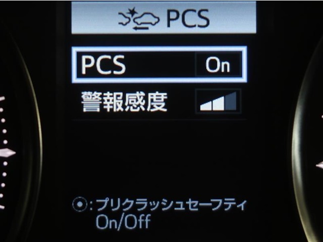 サポカーは、高齢運転者を含めたすべてのドライバーによる交通事故の発生防止・被害軽減対策の一環として、国が推奨する新しい自動車安全コンセプトです。詳しくは販売店スタッフまでおたずねください。