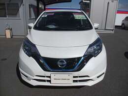 納車前には入念な点検整備をさせていただいております♪もちろん全車走行距離無制限・ワイド保証付きですので購入後も安心して乗って頂けます♪