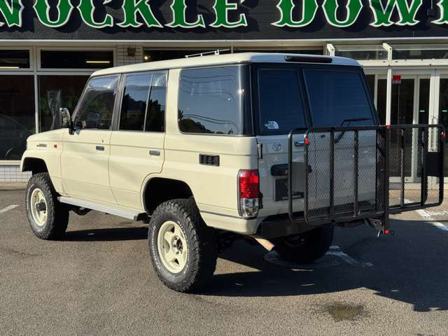 リアスタイルも元祖カクカクボディー☆