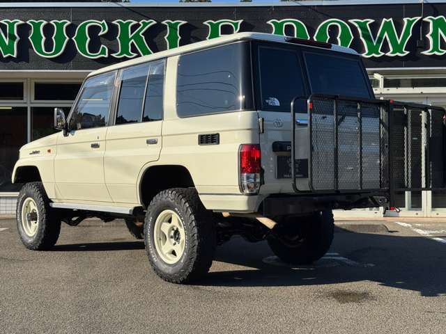 ナローボディーにリフトアップのバランスは鉄板ですね♪