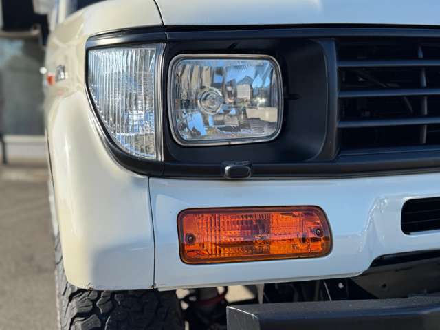 レイブリックヘッドライトにクリスタルコーナーレンズ、オレンジクリスタルフロントウインカー♪