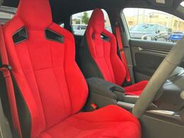 「この車の写真をもっと見たい」「状態が気になる」「この装備はついている？」どんな小さな疑問でもお気軽にお問い合わせください！