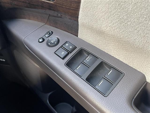 中古車は一期一会！気になるお車がございましたら、まずは【お気に入り登録】をお願い致します。御見積もり、車両状態についてなど、お気軽にお問い合わせください♪