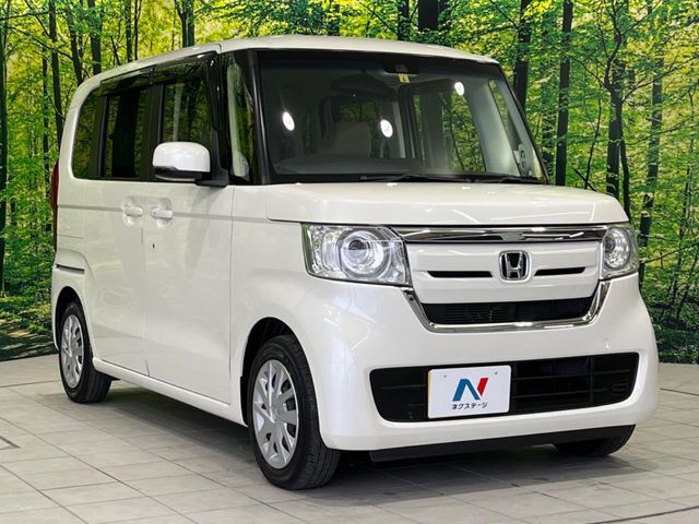 大好評のボディコーティング「弾スプラッシュコート」もご納車までに施工可能。通常のガラスコートと異なる、耐久年数6年の無機質ガラスコーティングが、ボディをキレイな状態に保ってくれます。