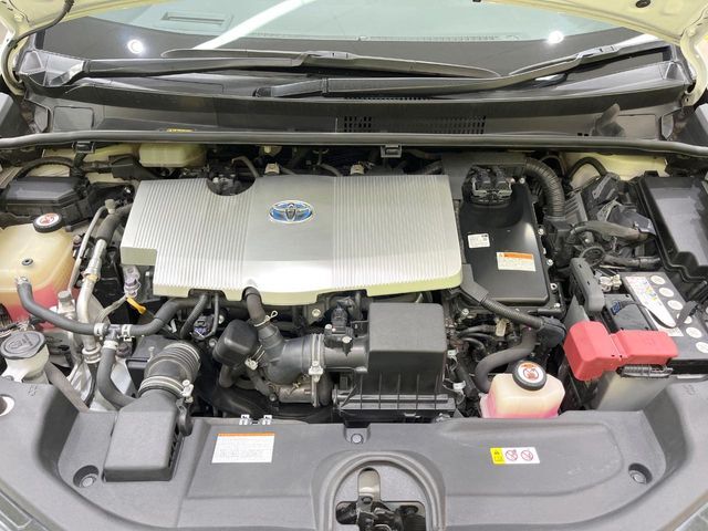 親切・丁寧な専門メカニックスタッフが応対！・車検・点検整備・事故等の修理などアフターサービスも安心。お車のカスタマイズもネクステージのサービススタッフまでご相談ください！