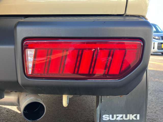 【ポケットカーズが選ばれるワケ】☆☆　鈑金塗装　☆☆　もしもの時のお車のボディの修理。へこみやキズをキレイにして快適なカーライフを実現します！