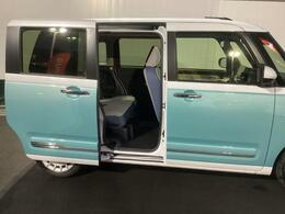 エンジンオイル、オイルエレメント、ワイパーゴムの交換と、室内抗菌消臭処理を施工し、ご納車させていただきます