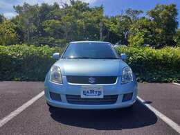 ボディコーティング（ポリマー）。持続効果は6～12か月くらい。使用状況によって持続効果は異なりますが艶・光沢のある車は見ていても気持ちが良いものです。お試し価格で施工料￥15,000円。