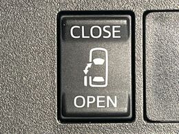 【パワースライドドア】スマートキーや運転席のスイッチでスライドドアの開閉が可能♪電動だから力を入れてドアを開ける必要が無く、小さいお子様でも、重い荷物を持っている時もラクに開け閉めできます♪