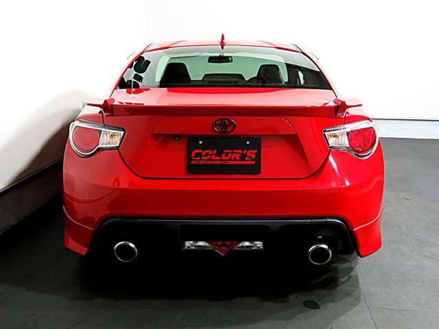 COLOR’Sはお客様のカーライフをサポートする総合プロCARショップです！車の販売に限らず、車検やアフター・メンテナンス・ドレスアップから車の買取りに至るまでお車の事なら何でもご相談下さい。