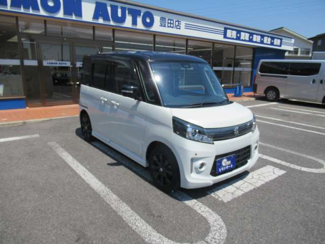 軽自動車の登録には住民票・認印が必要となります。お早目の納車をご希望の場合は、事前にご用意頂きご来店頂けますと納車までがスムーズになります！ご不明な点はスタッフまでお気軽にお問合せ下さい！