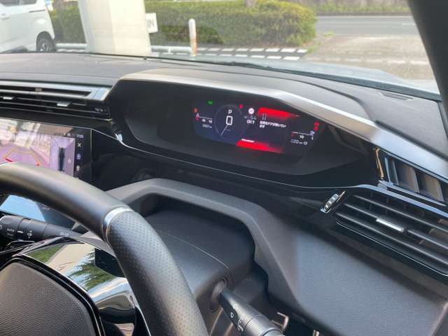 インパネ運転席（拡大）：キズ・汚れ等発見できませんでした。