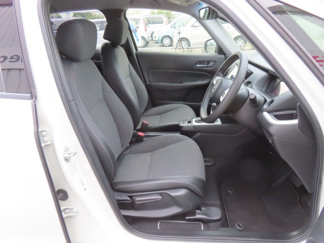 【内装ルームクリーニング済み】すみずみまでしっかり綺麗にクリーニングしておりますので、ぜひお確かめください！